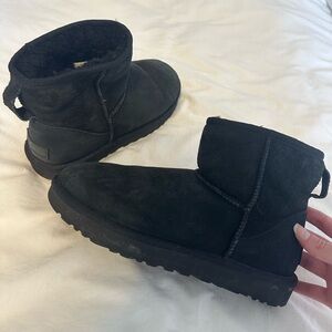 Ugg Minis